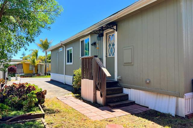 Properties 3 220 Mar Vista Drive 23