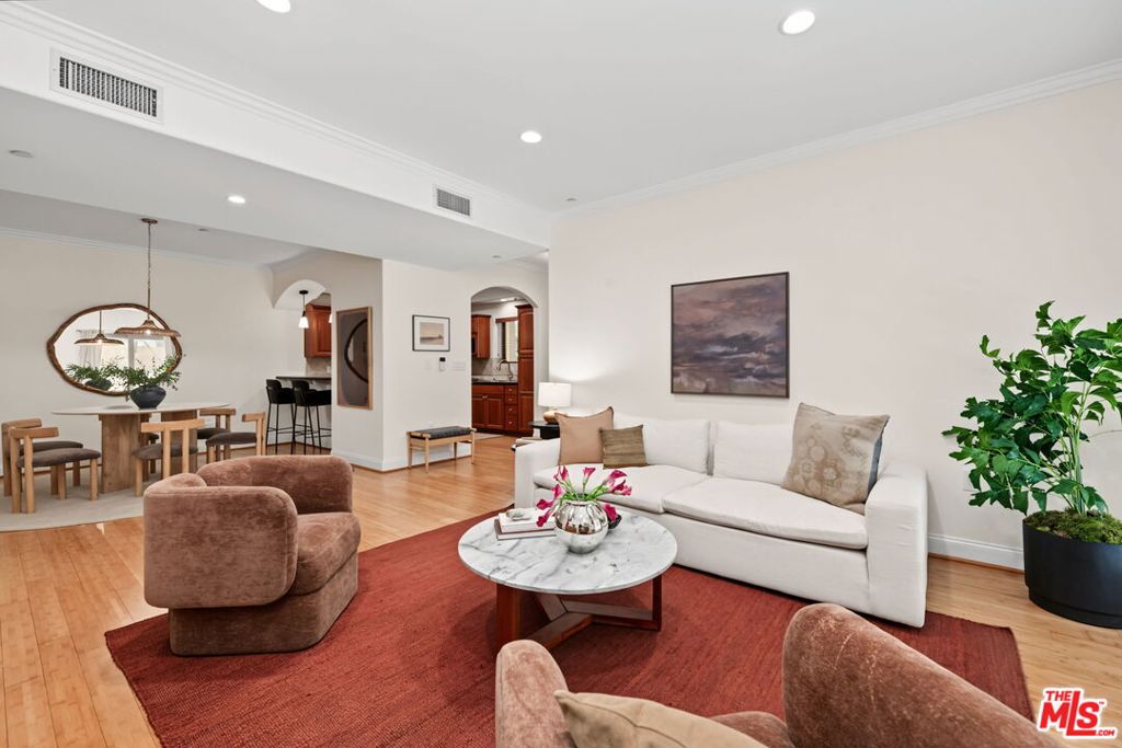 1511 Camden Avenue 103