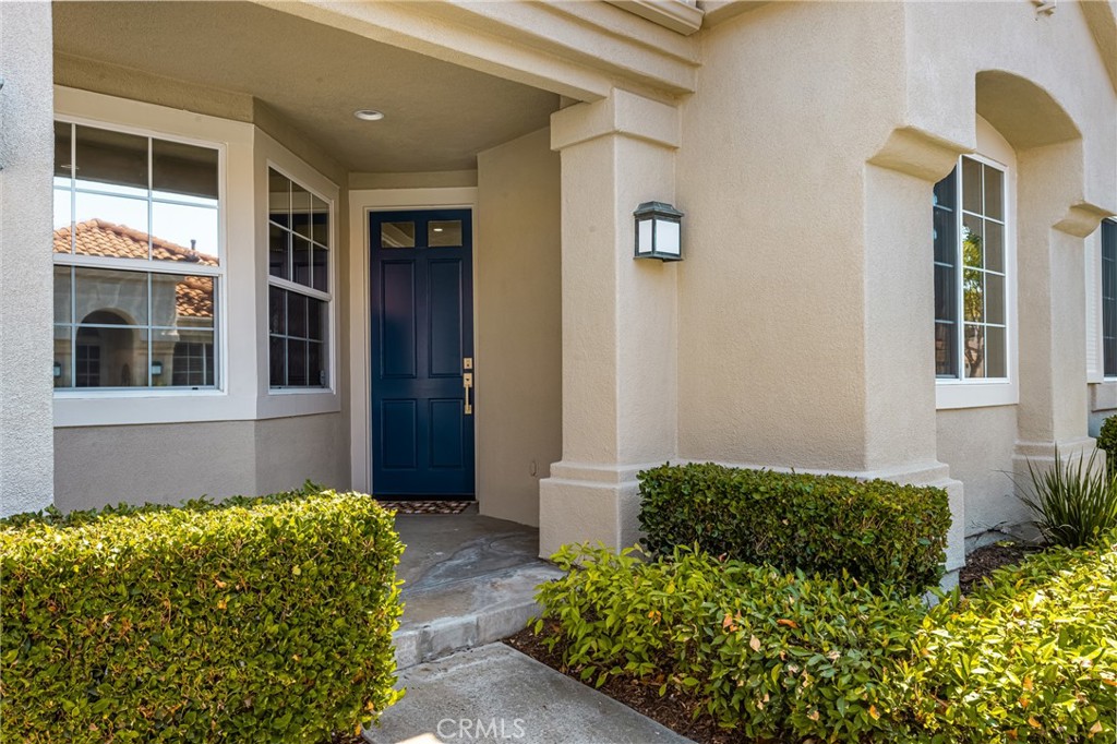 21182 San Miguel