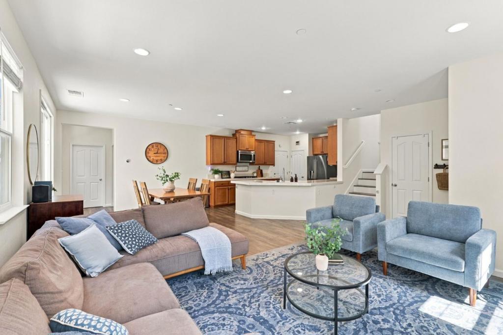 133 Palomino Place
