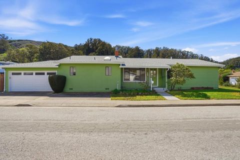 Photo of 1372 Alicante Drive, Pacifica, CA 94044 (MLS # ML82041211)