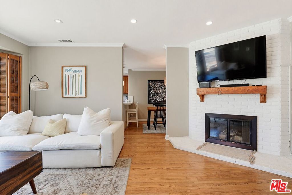3711 W 170th Street