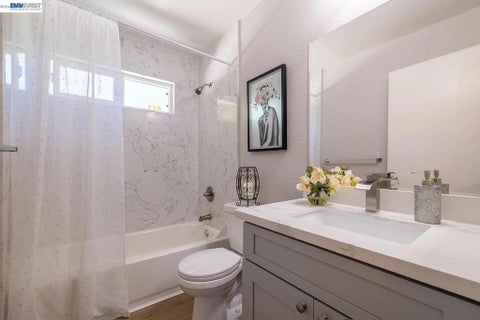 Photo of 3043 Tonopah Cir CIR, Pleasanton, CA 94588 (MLS # 41152334)