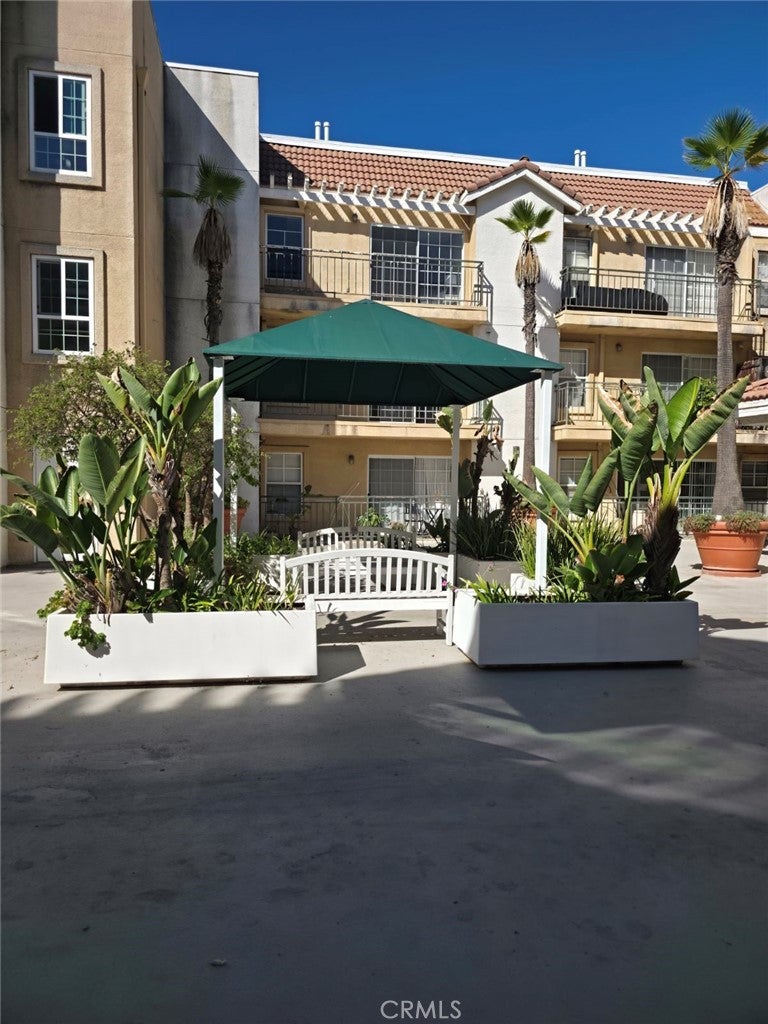 4760 Templeton 3204