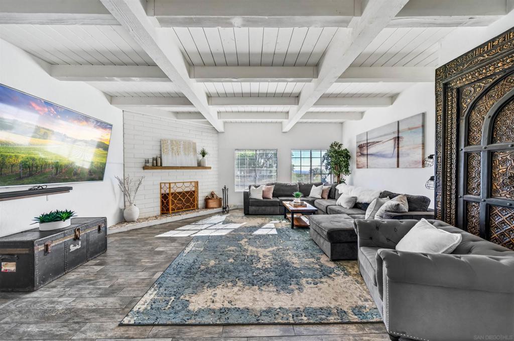 5930 Camino Baja Cerro