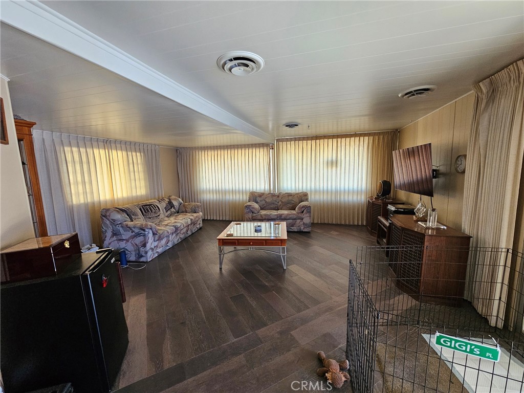 Safari Park (33493) - Manufactured In Park