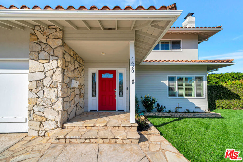 4520 Commonwealth Circle