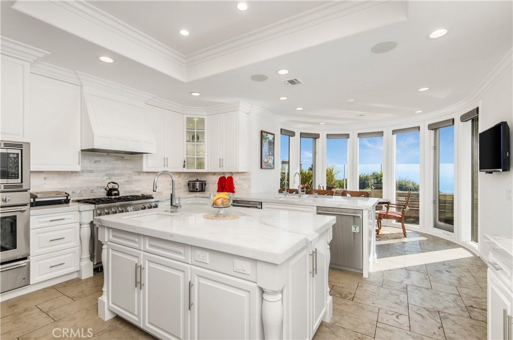 31701 Isle Vista, Laguna Niguel CA 92677 - Photo 11