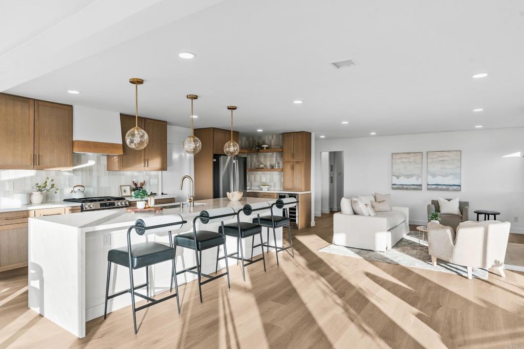 942 Monterey Court