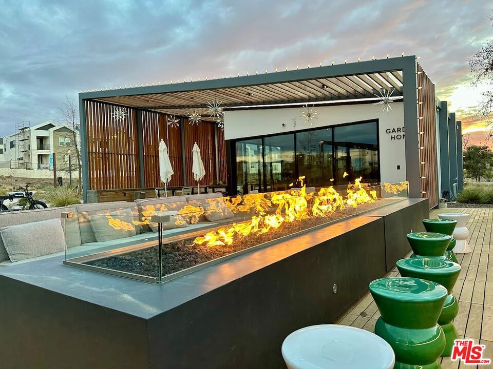 Fivepoint Valencia - Residential