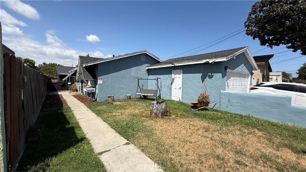 2227 W Lincoln Street