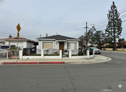13947 Downey Paramount CA 90723