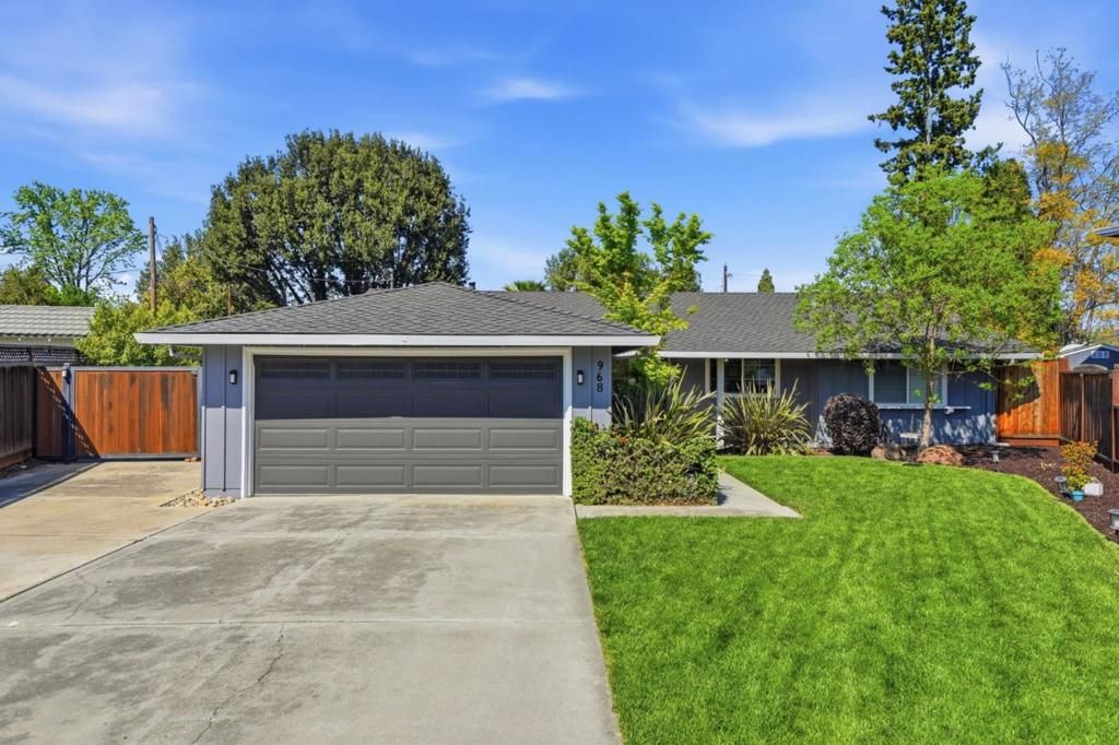 Photo of 968 Cherry Avenue, San Jose, CA 95126 (MLS # ML82040031)