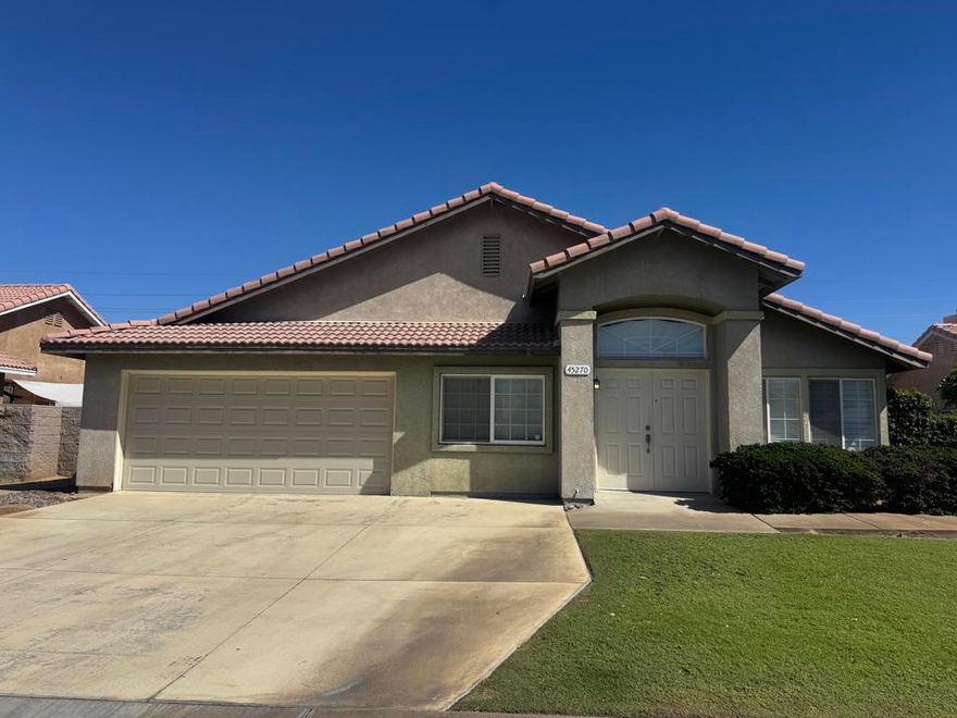 Beautiful North La Quinta Home in an Ideal LocationWelcome to this spacious 4-bedroom, 2-bath home with an additional flex room--perfect for a home office, gym, or playroom. Ideally situated in highly sought-after North La Quinta, this residence offers both comfort and convenience. Enjoy being just a short walk from top-rated schools, nearby parks, and minutes from shopping, dining, and entertainment. This home's central location truly places you in the heart of it all, making it the perfect place to call home.