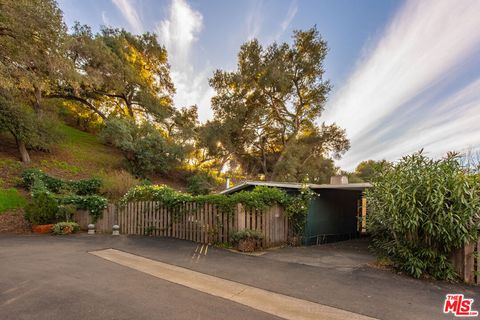 Photo of 1667 Las Virgenes Canyon Road Rd #5, Calabasas, CA 91302 (MLS # 26646079)