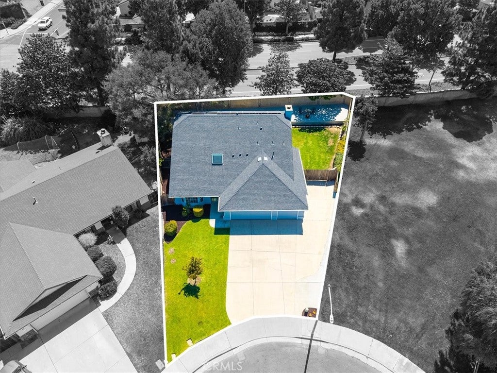838 Rain Tree Court