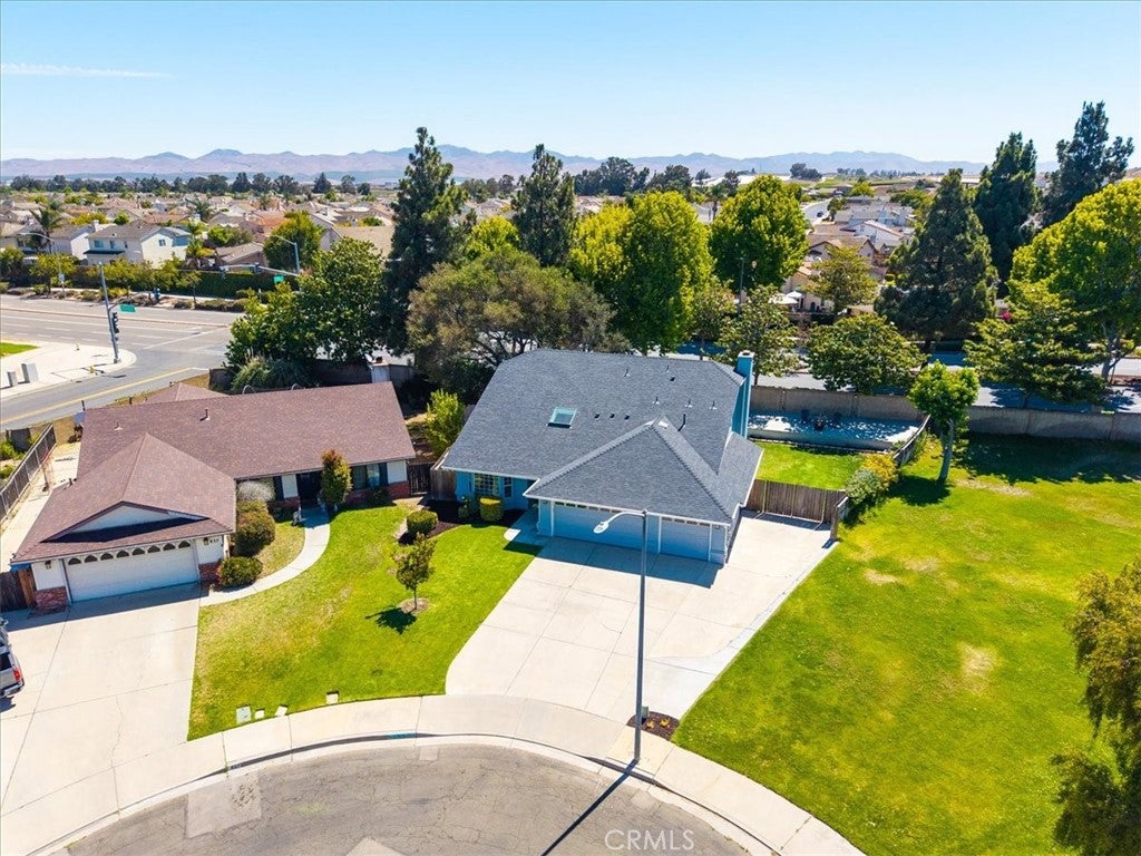 838 Rain Tree Court