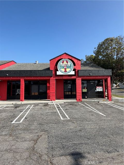 Tiny photo for 800 S PCH St, Redondo Beach, CA 90277 (MLS # SB25252798)