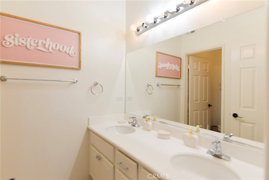 Solana (SOLA) - Residential Lease