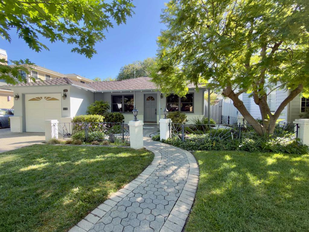 3057 South Court