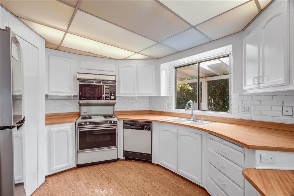 5200 Irvine Boulevard 11, Irvine CA 92620 - Photo 13