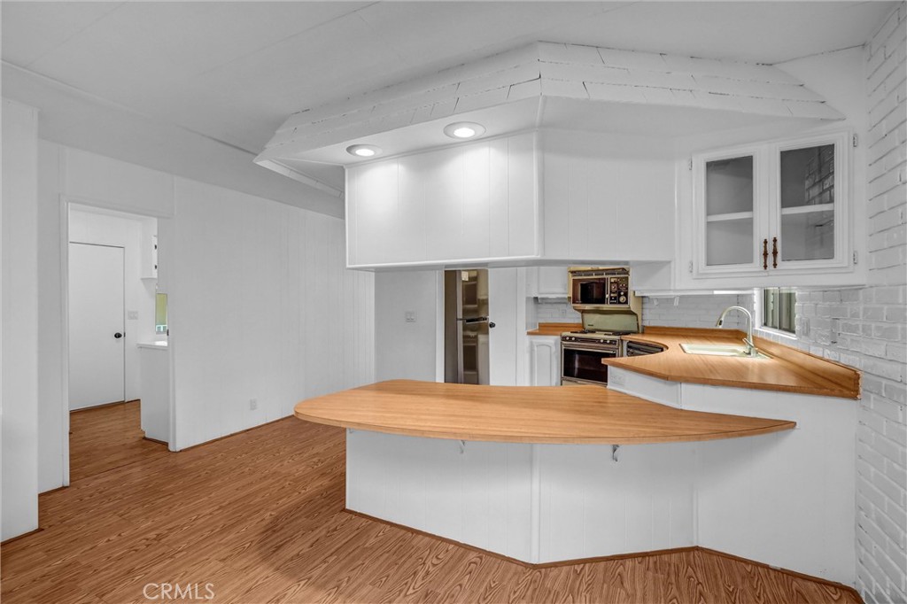 5200 Irvine Boulevard 11, Irvine CA 92620 - Photo 12