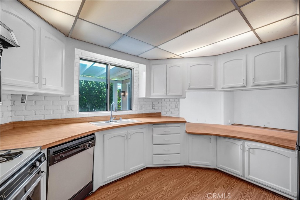 5200 Irvine Boulevard 11, Irvine CA 92620 - Photo 15