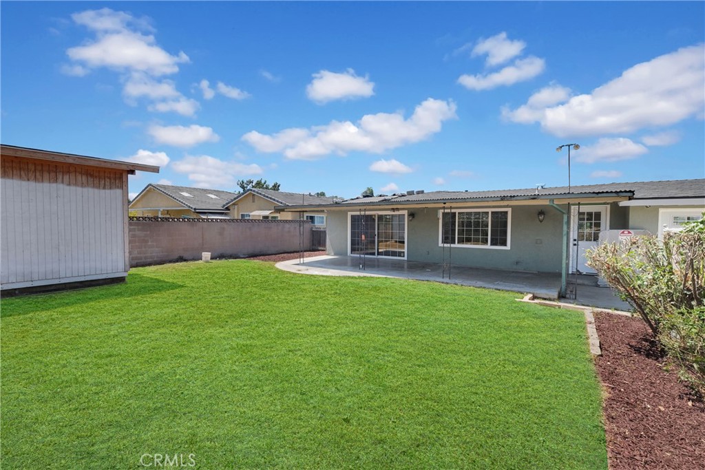 1119 W Merced Avenue