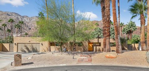 Photo of 985 N Tuxedo Circle, Palm Springs, CA 92262 (MLS # 219136744DA)