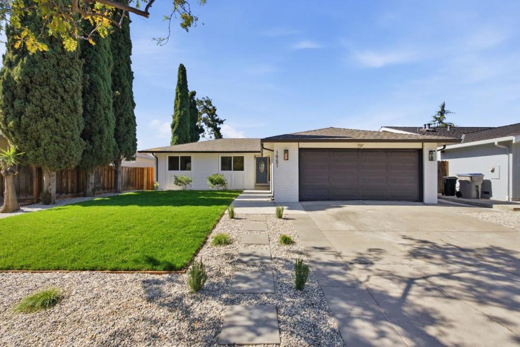 1951 Treewood Lane