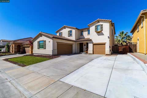 Photo of 5291 Carlson Ln LN, Fairfield, CA 94533 (MLS # 41143319)