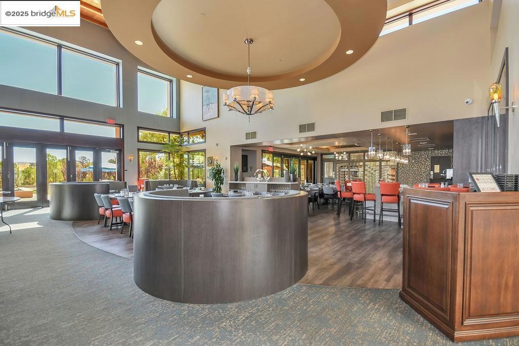 TRIVINE - Residential Lease