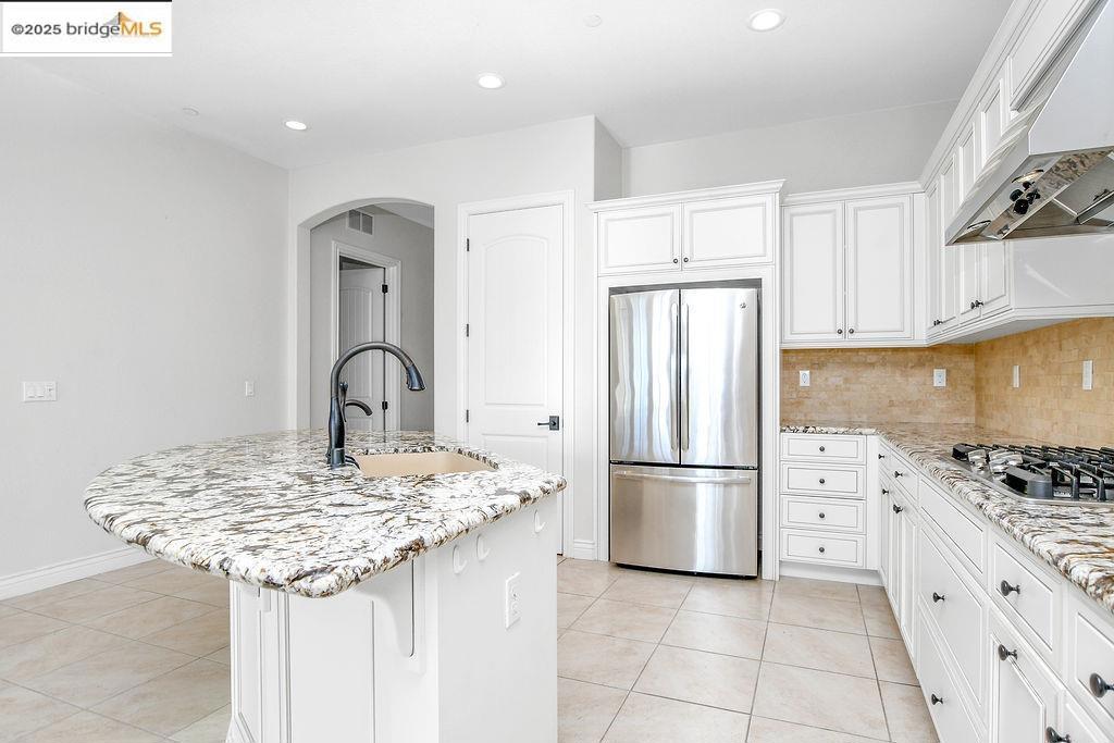 TRIVINE - Residential Lease