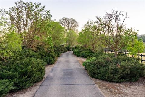 Tiny photo for 4220 N River Rd, Paso Robles, CA 93446 (MLS # NS26077555)