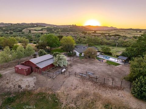 Tiny photo for 4220 N River Rd, Paso Robles, CA 93446 (MLS # NS26077555)