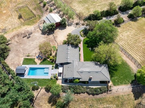 Tiny photo for 4220 N River Rd, Paso Robles, CA 93446 (MLS # NS26077555)