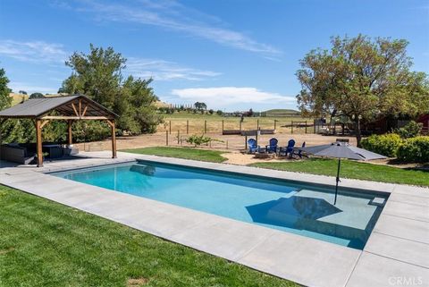 Tiny photo for 4220 N River Rd, Paso Robles, CA 93446 (MLS # NS26077555)