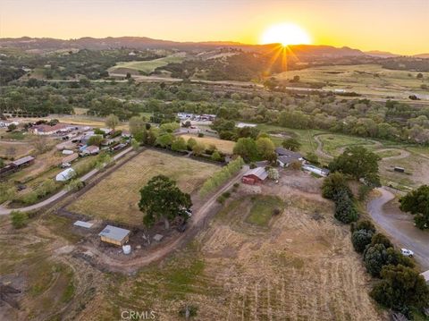 Tiny photo for 4220 N River Rd, Paso Robles, CA 93446 (MLS # NS26077555)