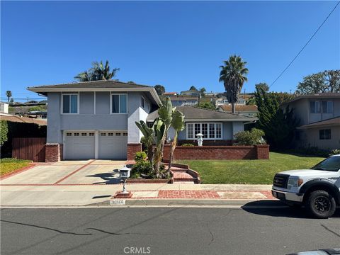 Photo of 28068 Braidwood Drive, Rancho Palos Verdes, CA 90275 (MLS # WS25243026)