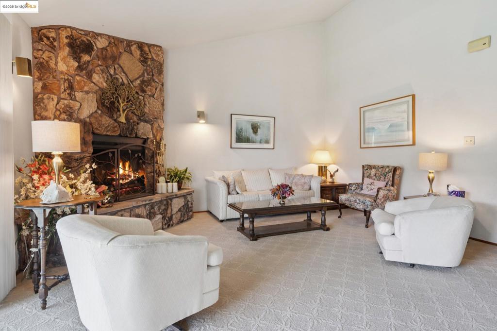 SEQUOYAH - Residential
