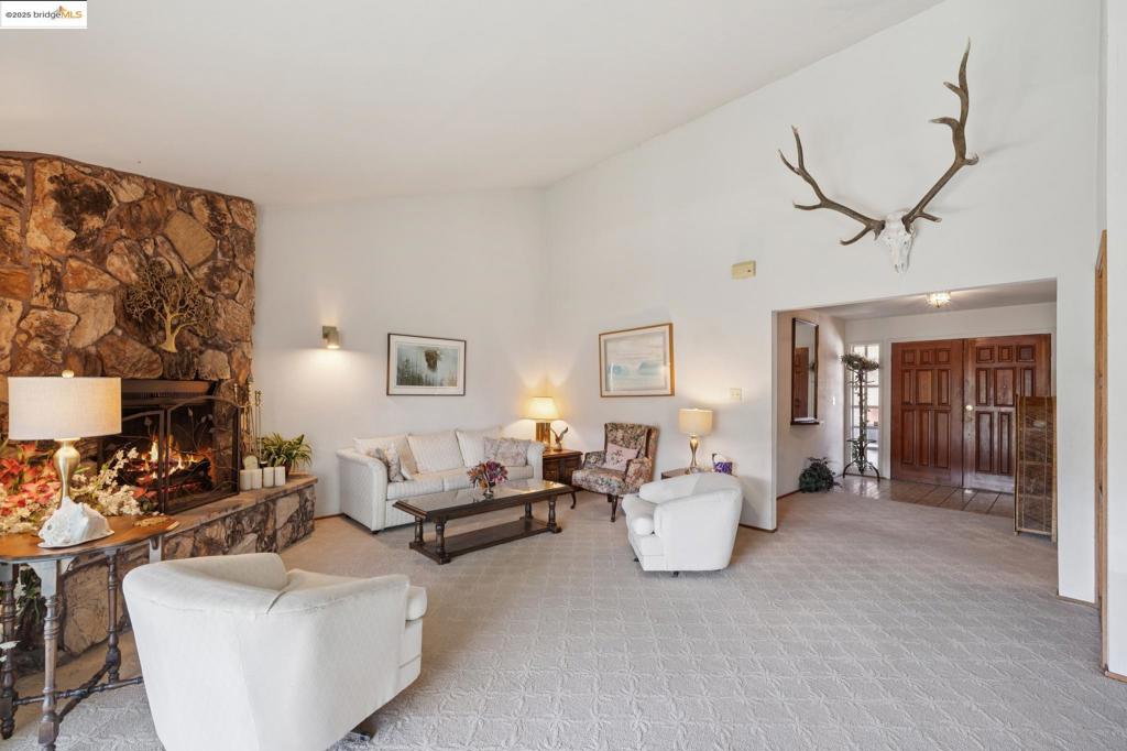 SEQUOYAH - Residential