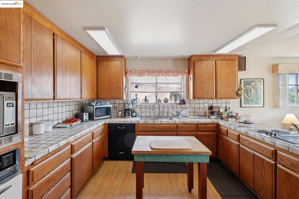 SEQUOYAH - Residential