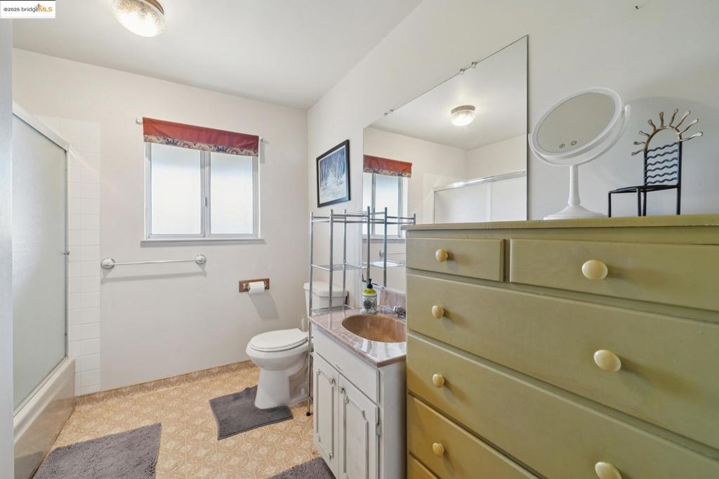 SEQUOYAH - Residential