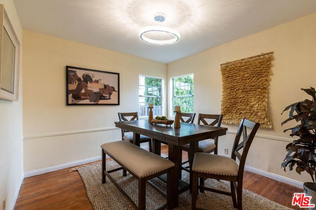 2724 W 157th Street