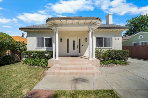 Photo of 918 5th AVE, Los Angeles, CA 90019 (MLS # WS26116260)