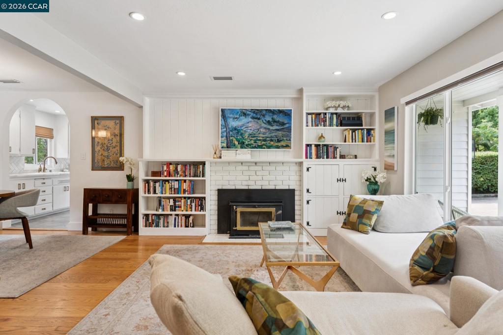164 Lucinda Ln