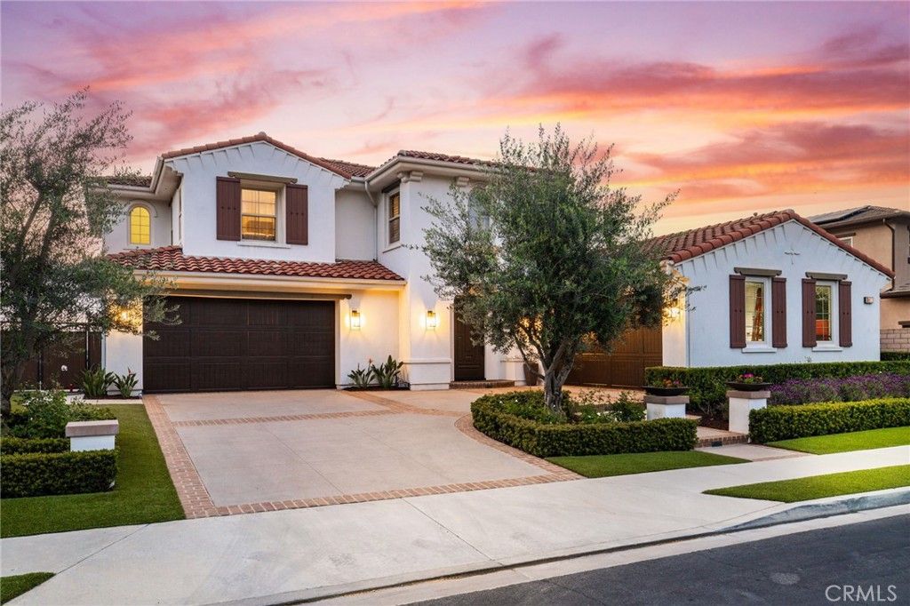 Photo of 31871 Via Granada, San Juan Capistrano, CA 92675 (MLS # OC26098325)