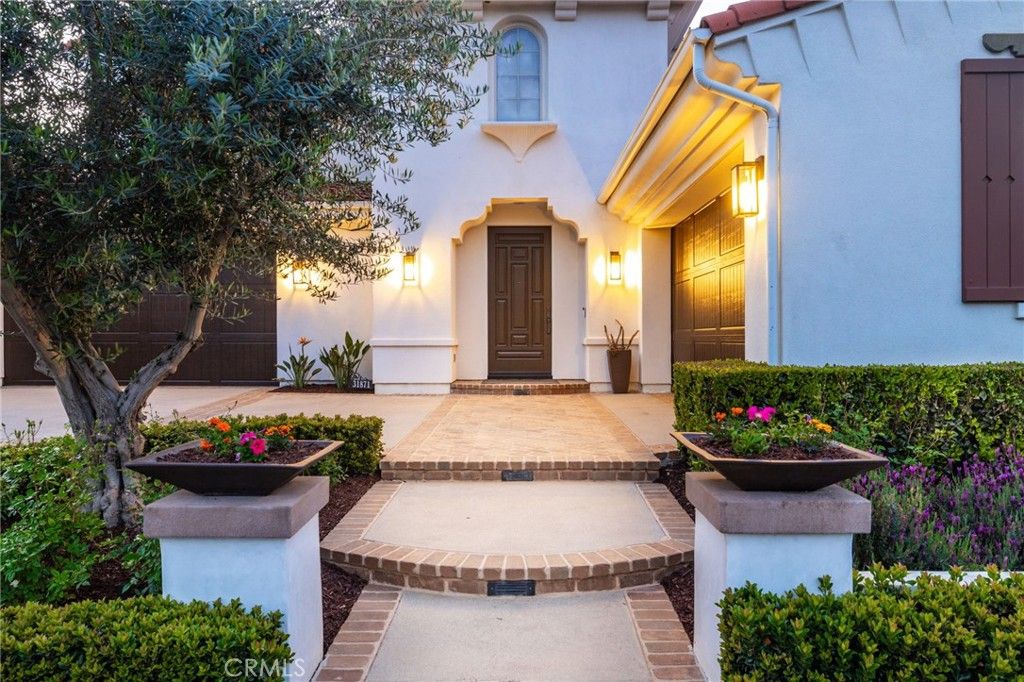 Photo of 31871 Via Granada, San Juan Capistrano, CA 92675 (MLS # OC26098325)