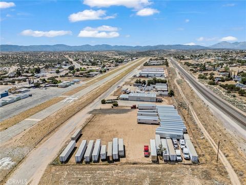 7146 Santa Fe Avenue E Hesperia CA 92345