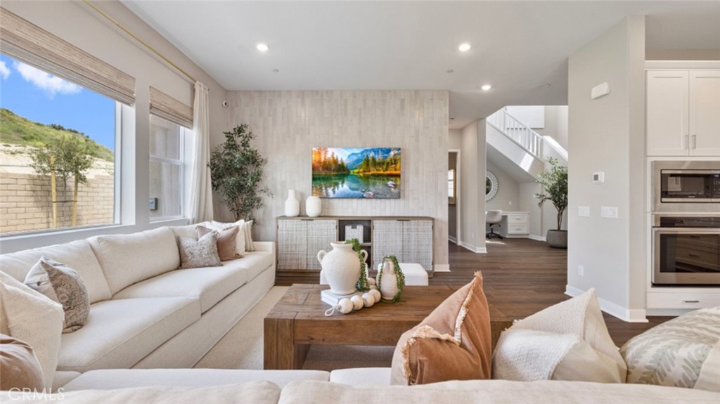 Sierra Bella II at Tesoro Highlands - Residential